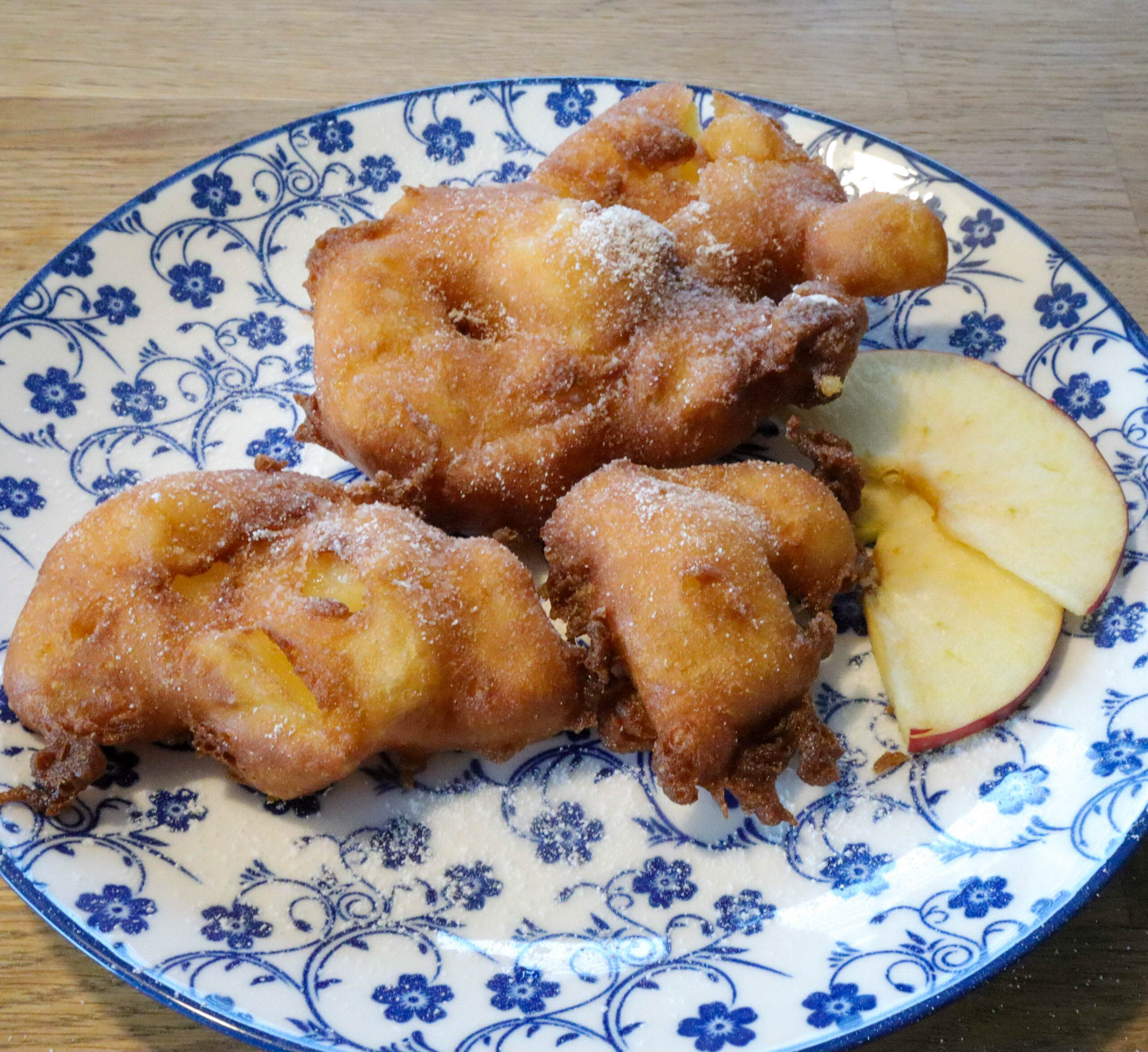 Apple fritters Streuselkind
